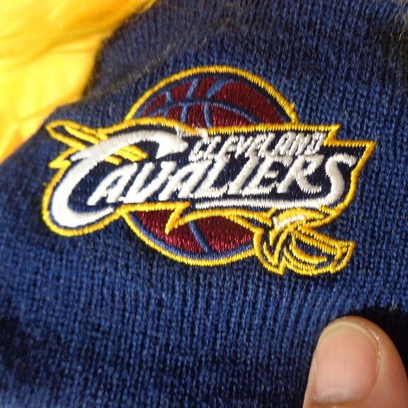 Cleveland Cavaliers Yellow Flair Hair Stretchable NBA Fan‎ Hat - Picture 3 of 3